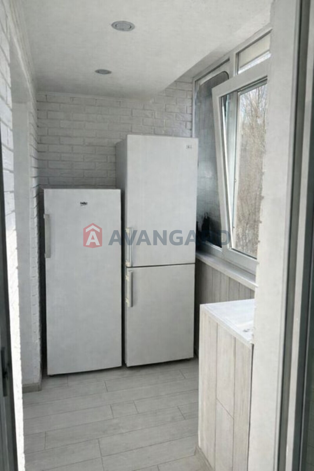 2 ��. ��������, 49/-/7 ��. �., 3/9 ������ ���� 6