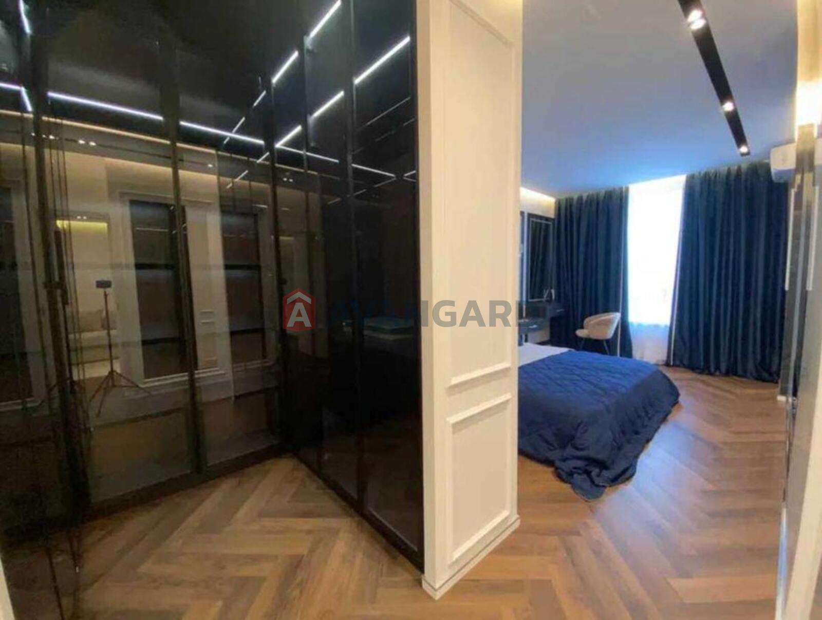 2 ��. ��������, 84/-/30 ��. �., 25/25 ������ ���� 11