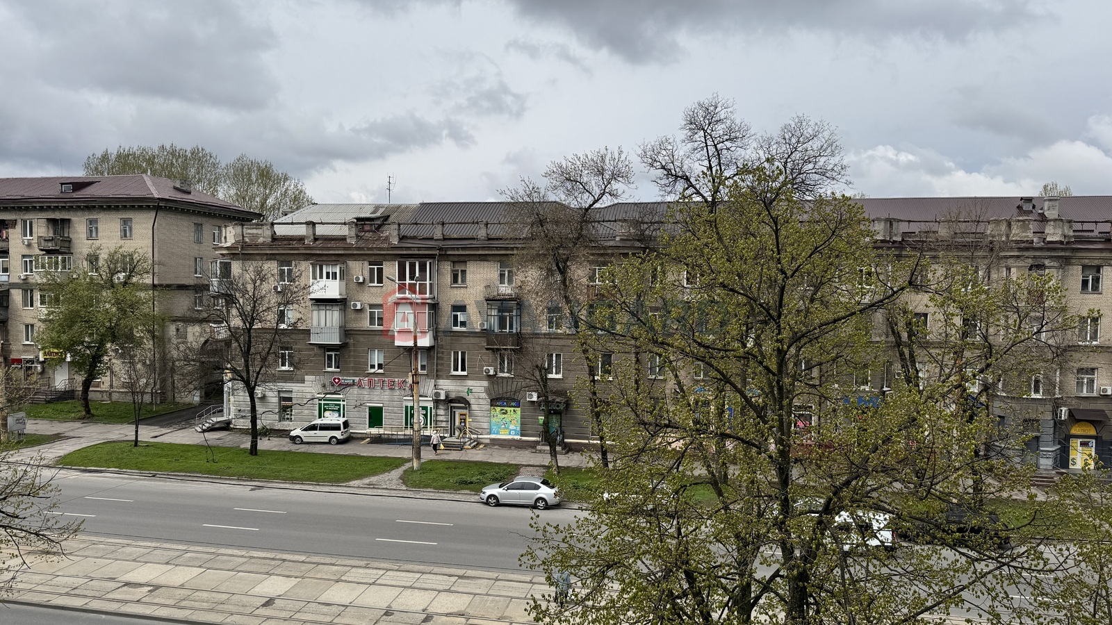 1 ��. ��������, 20/18/- ��. �., 4/4 ������ ���� 10