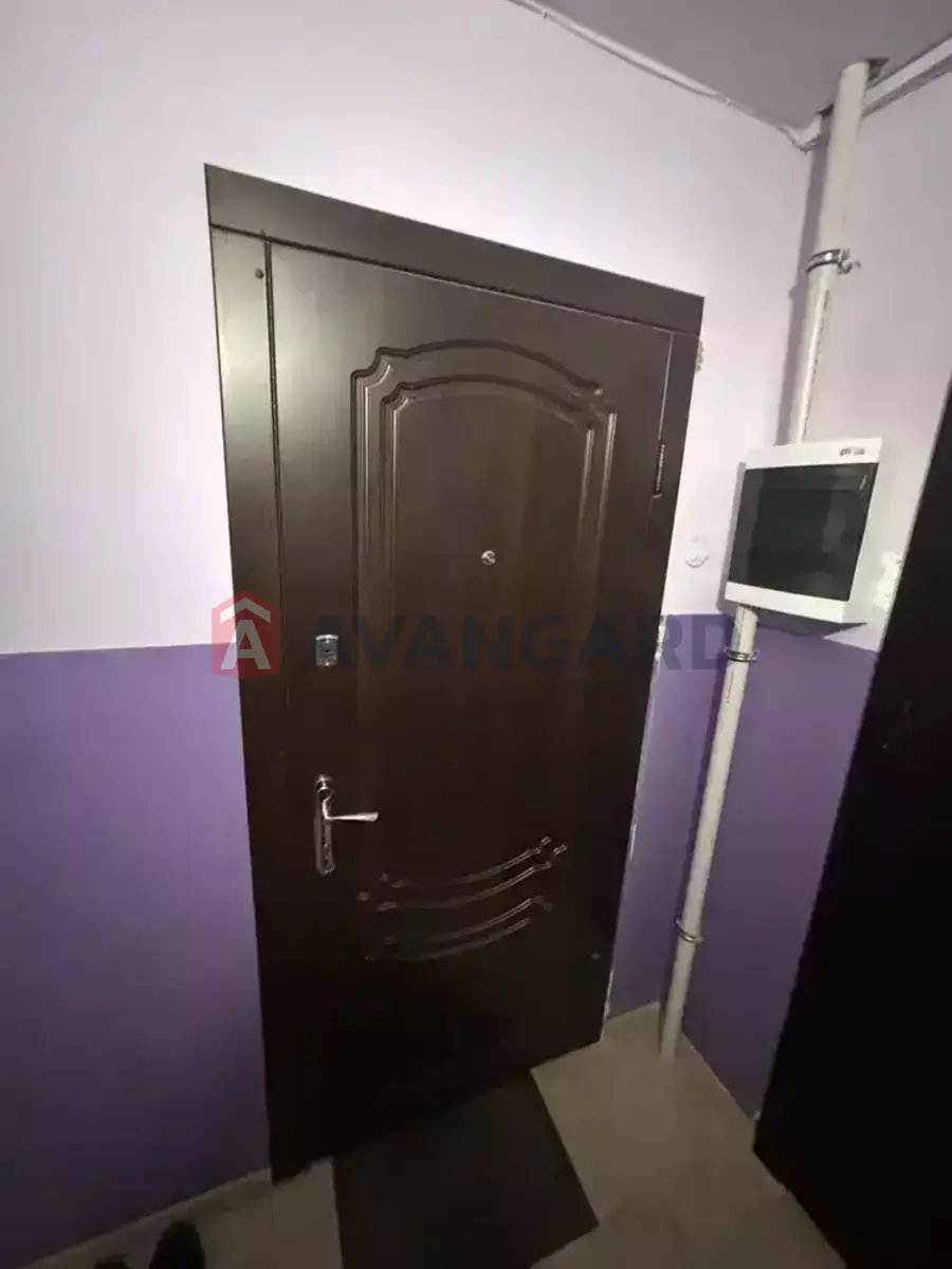 3 ��. ��������, 60/-/10 ��. �., 5/9 ������ ���� 20