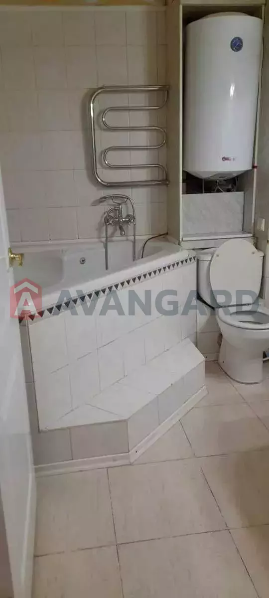 2 ��. ��������, 50/-/8 ��. �., 4/9 ������ ���� 4