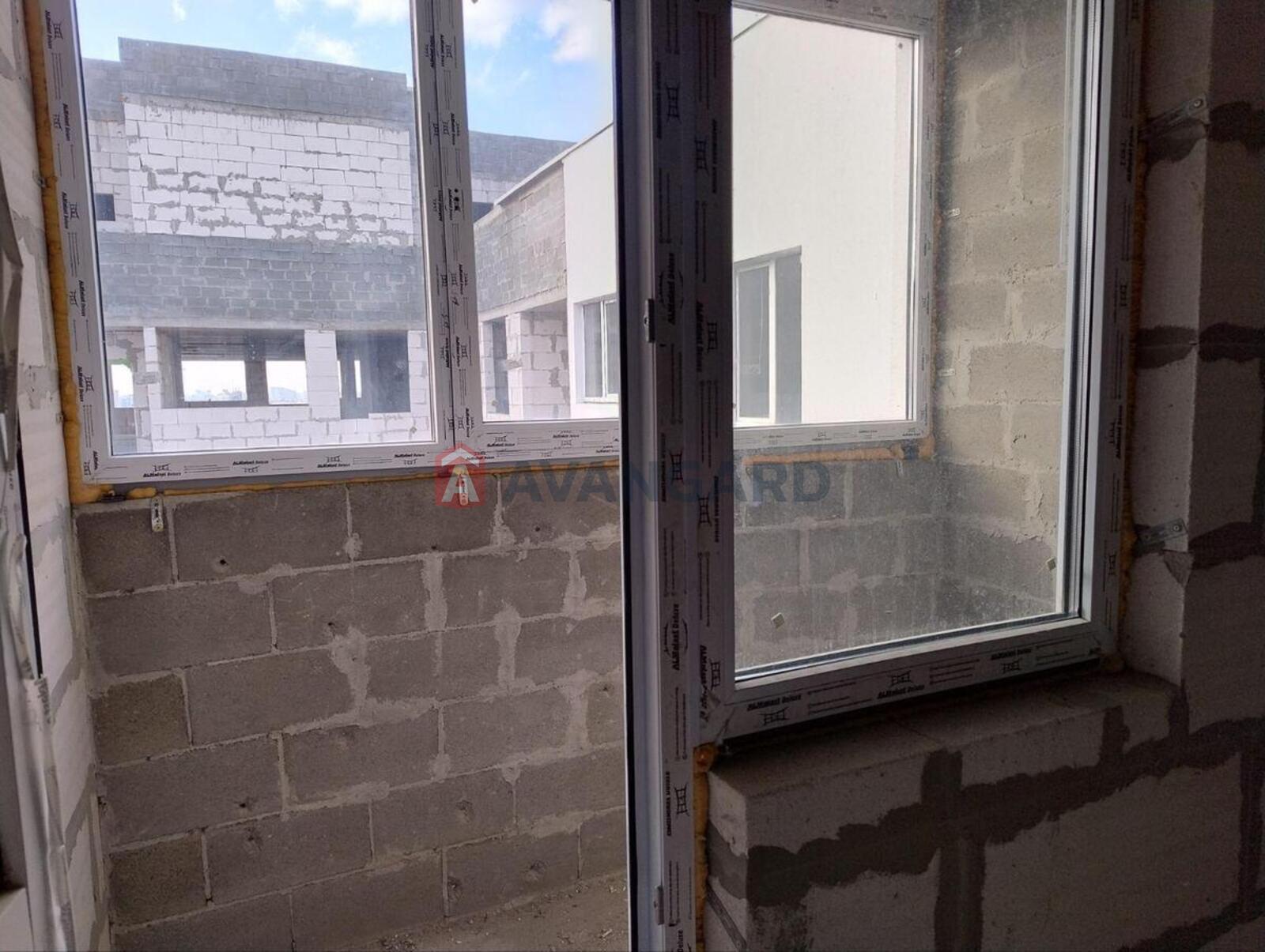 1 ��. ��������, 38/28/8 ��. �., 25/26 ������ ���� 1