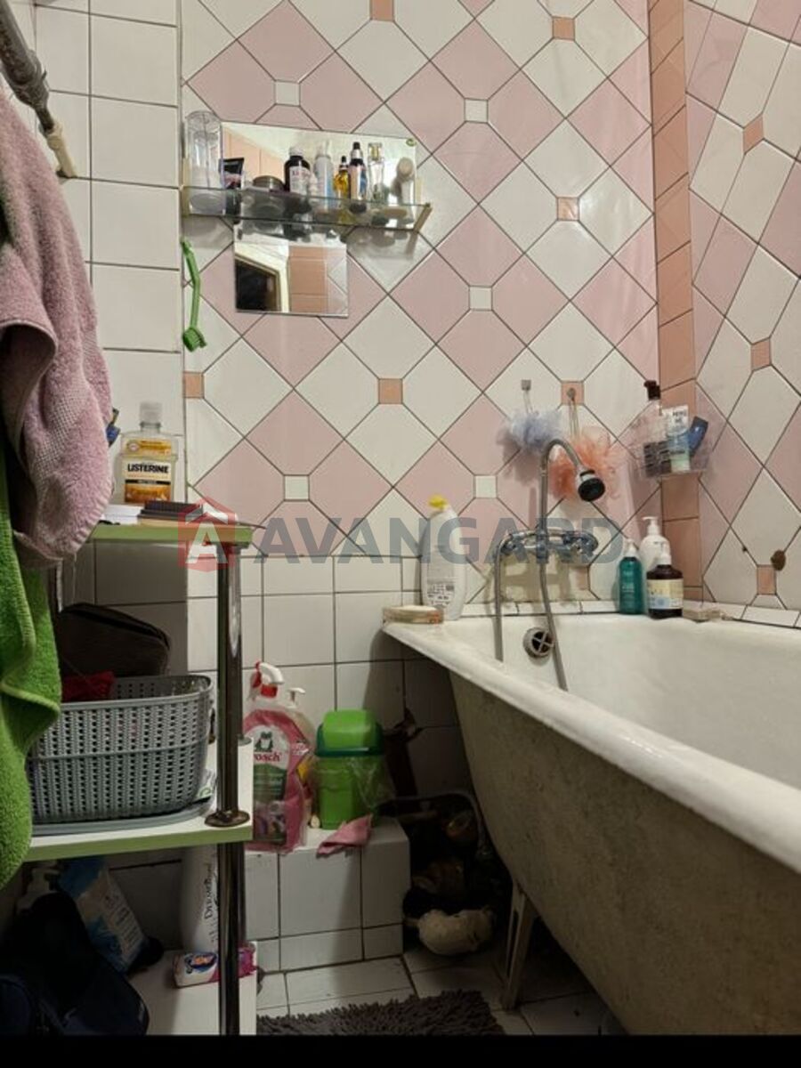 3 ��. ��������, 58/-/6 ��. �., 5/5 ������ ���� 10