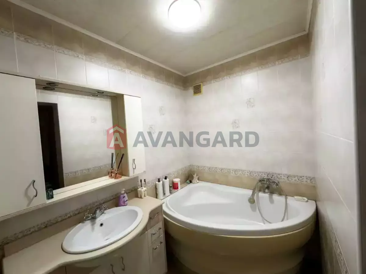 3 ��. ��������, 91/53/20 ��. �., 3/14 ������ ���� 10