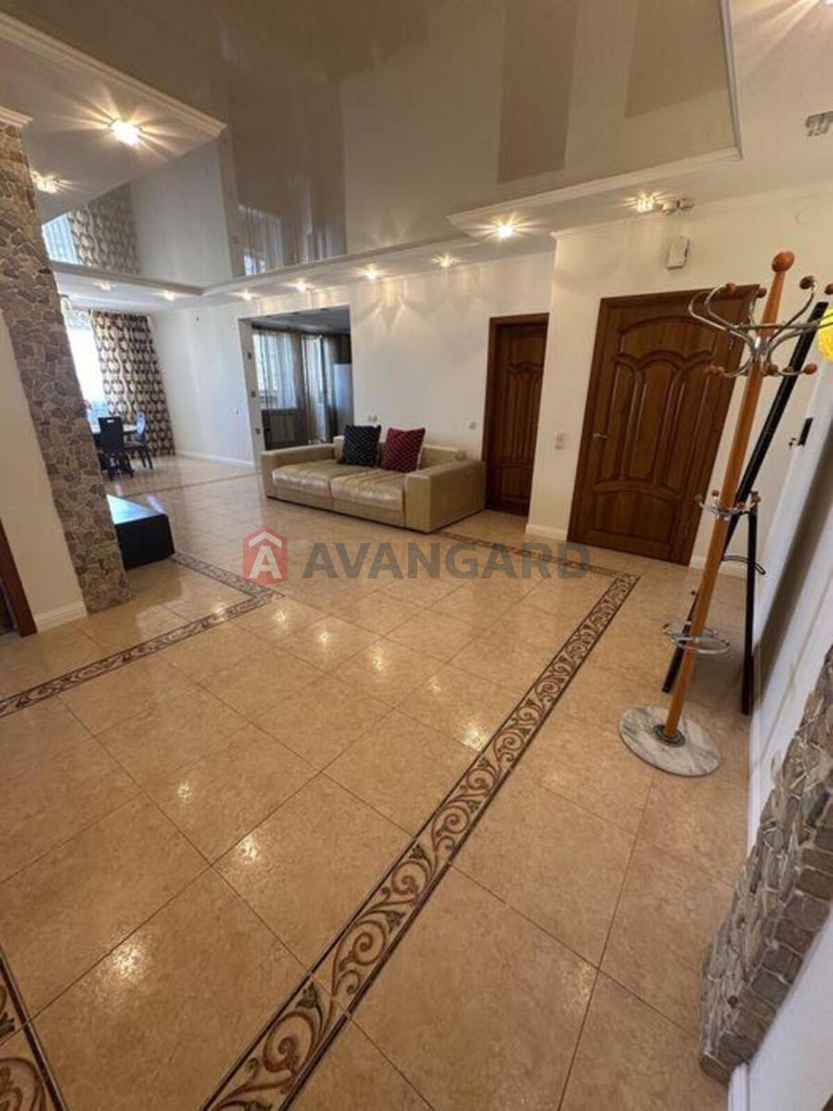 3 ��. ��������, 118/-/18 ��. �., 20/24 ������ ���� 5