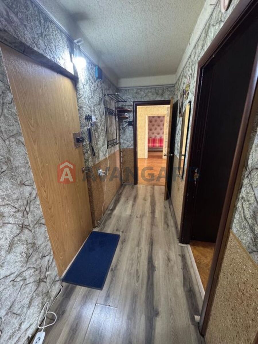 3 ��. ��������, 63/-/7 ��. �., 4/9 ������ ���� 17