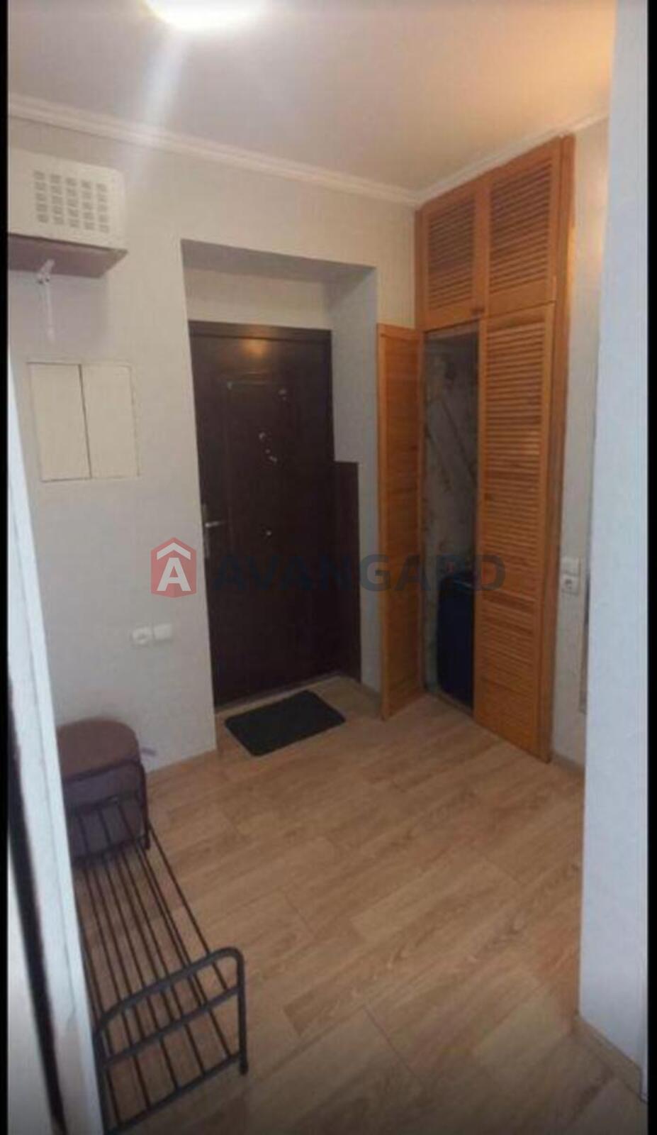 2 ��. ��������, 50/-/8 ��. �., 2/2 ������ ���� 5