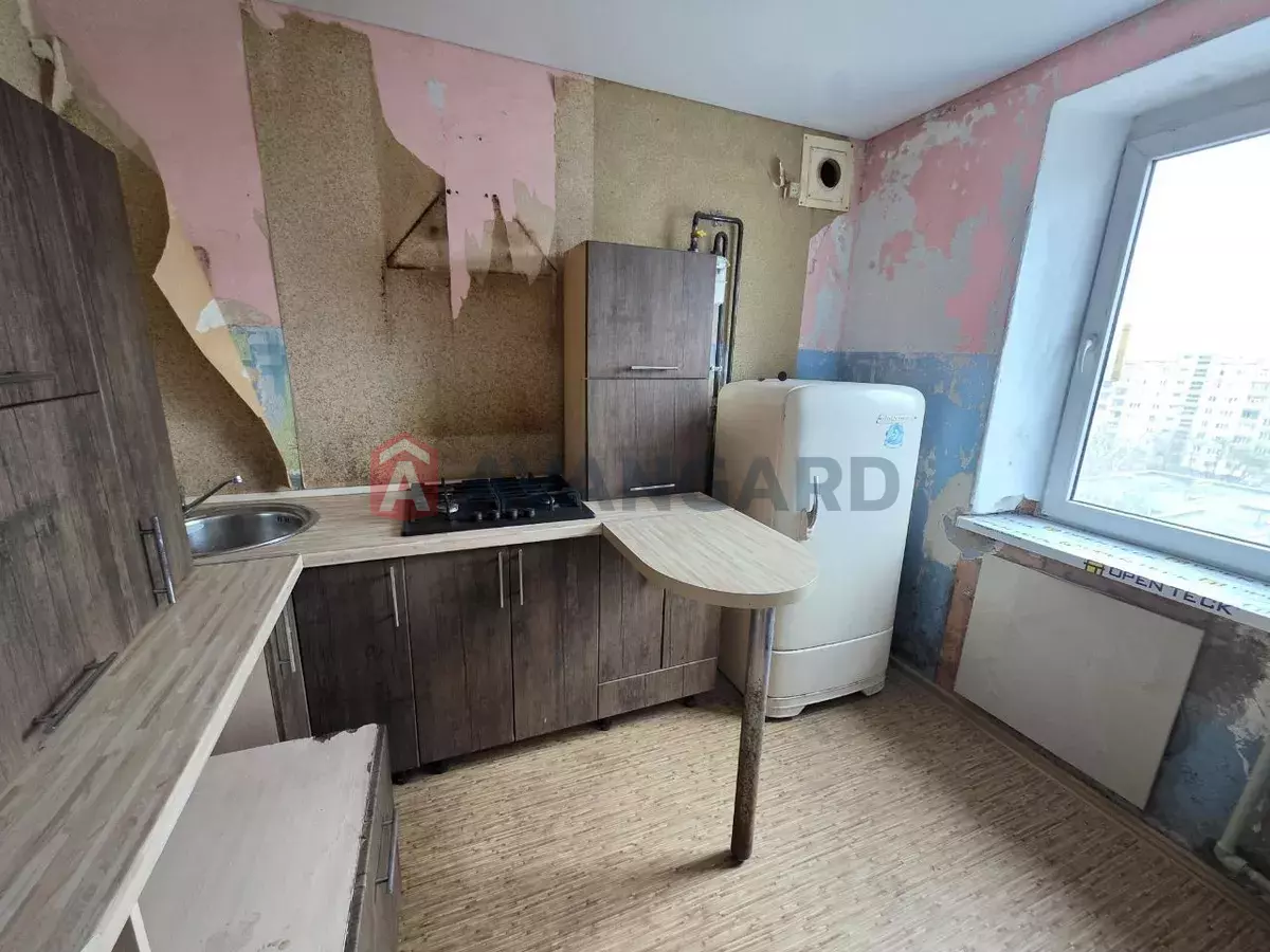 1 . , 40/-/8 . ., 9/10   4