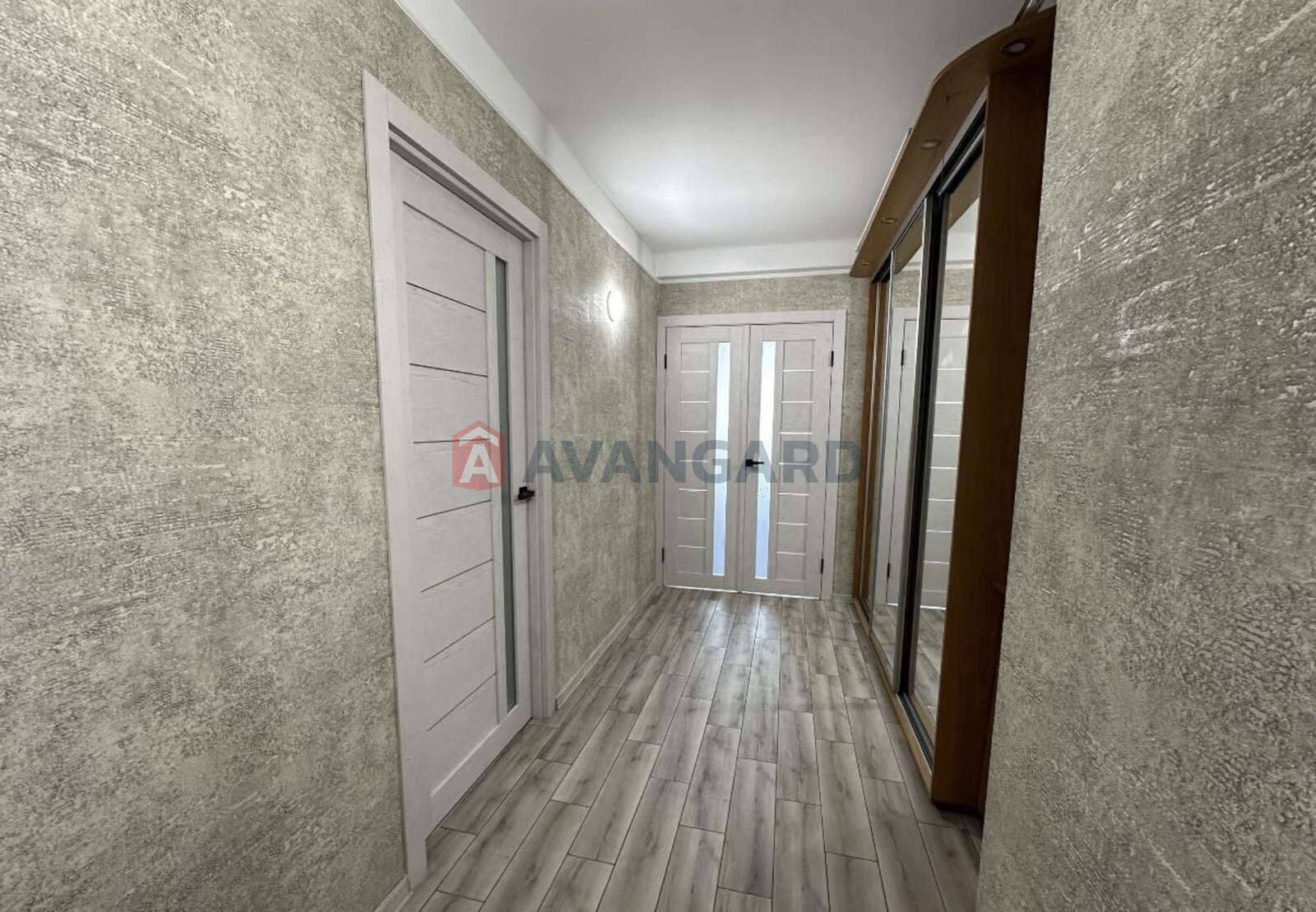 1 . , 52/-/9 . ., 4/9   3