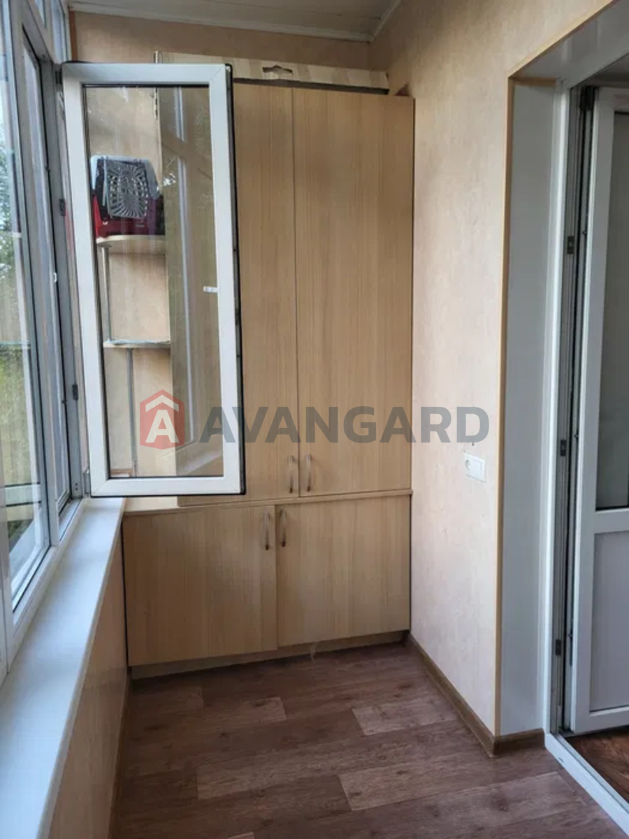 3 ��. ��������, 73/-/9 ��. �., 3/4 ������ ���� 11