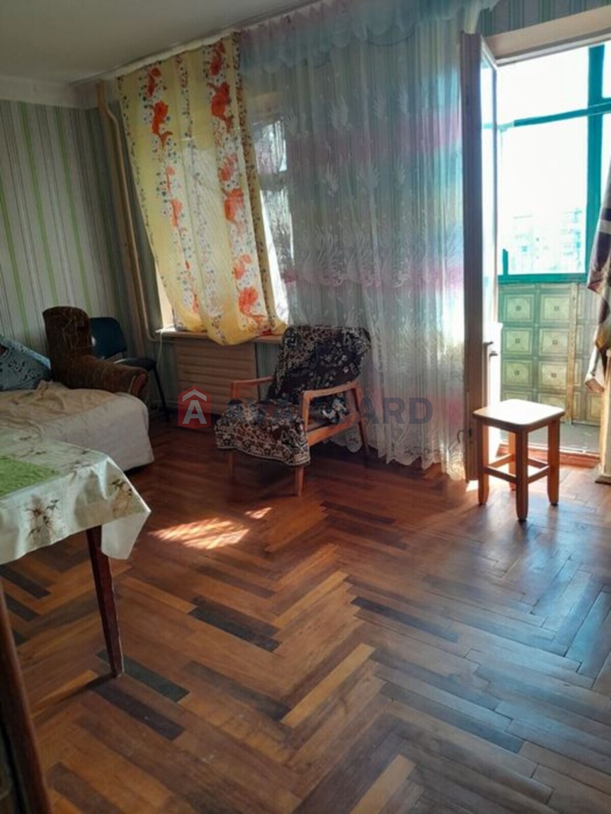 2 . , 51/-/7 . ., 8/9   4