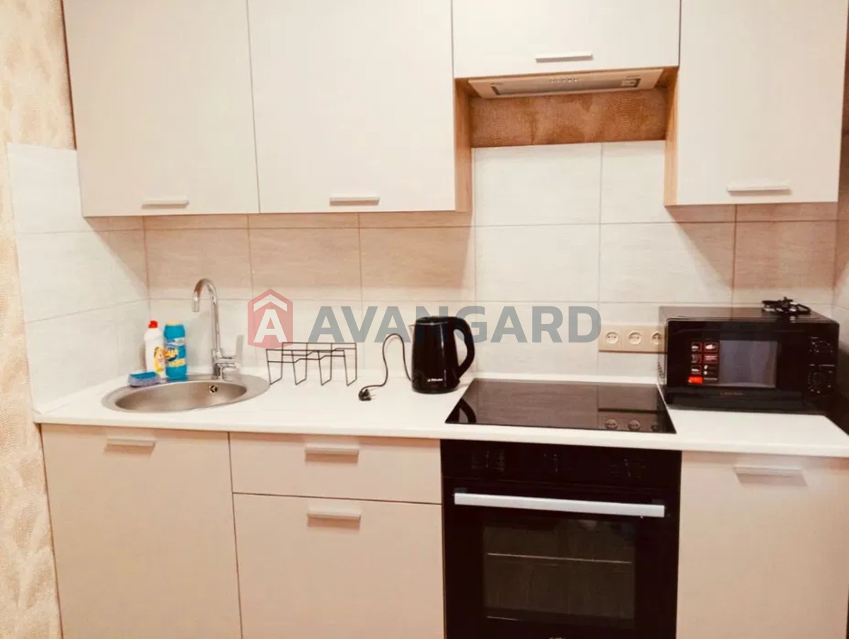 1 ��. ��������, 32/17/7 ��. �., 1/5 ������ ���� 3