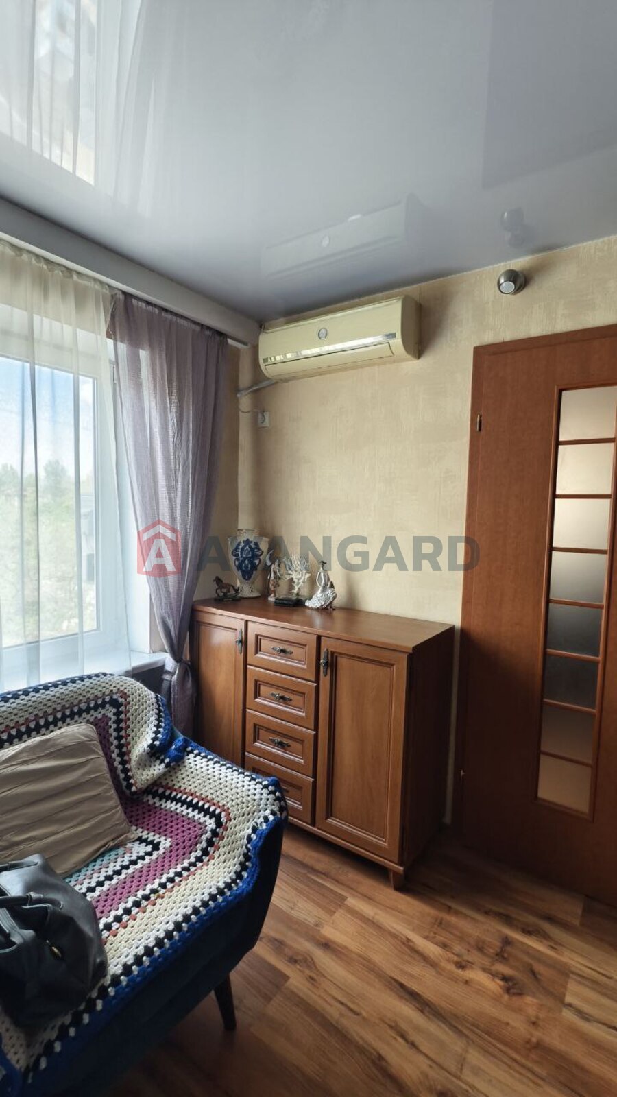 3 . , 52/25/18 . ., 6/9   4