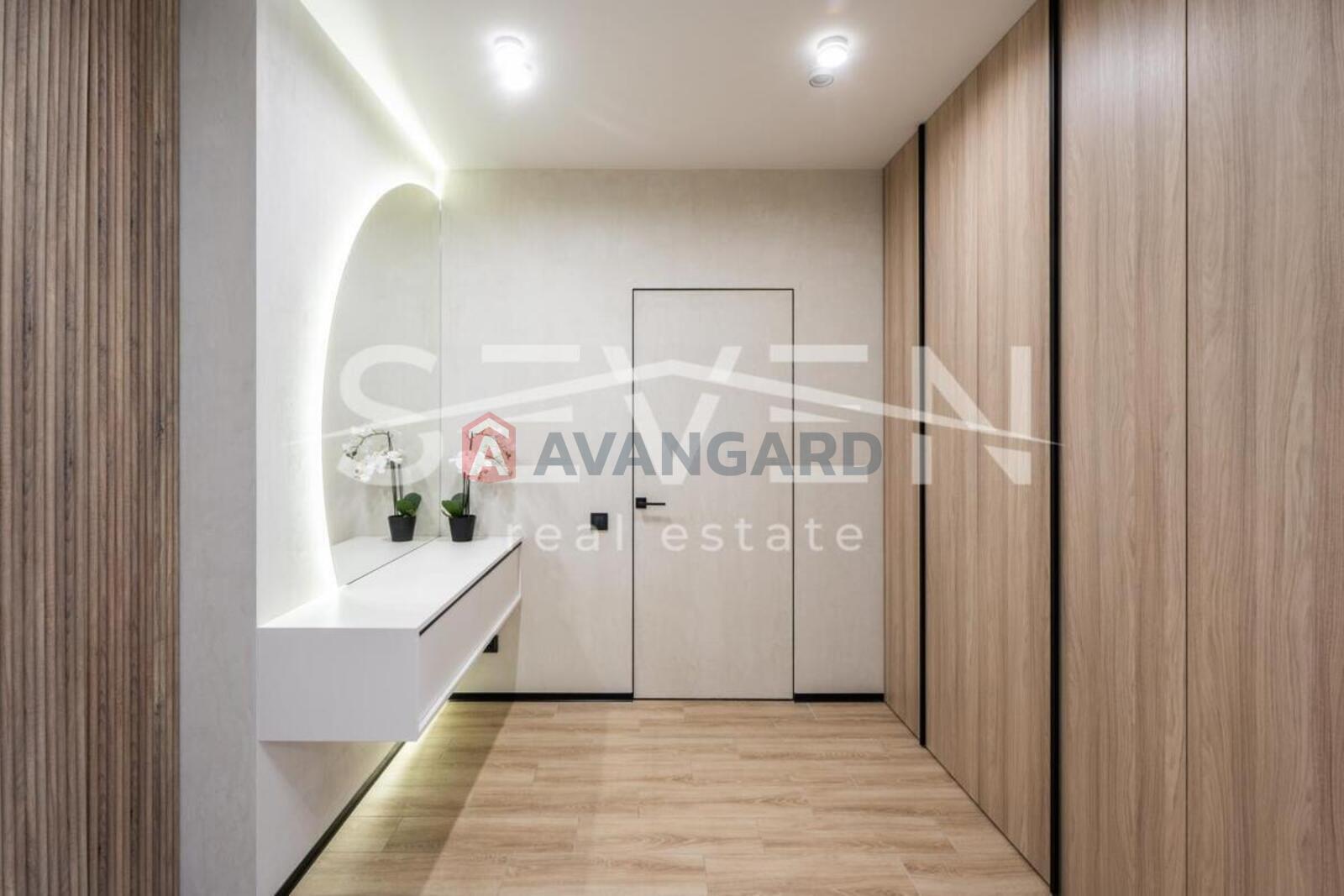 3 ����. ��������, 80/34/25 ��. �., 8/25 ���� ���� 22