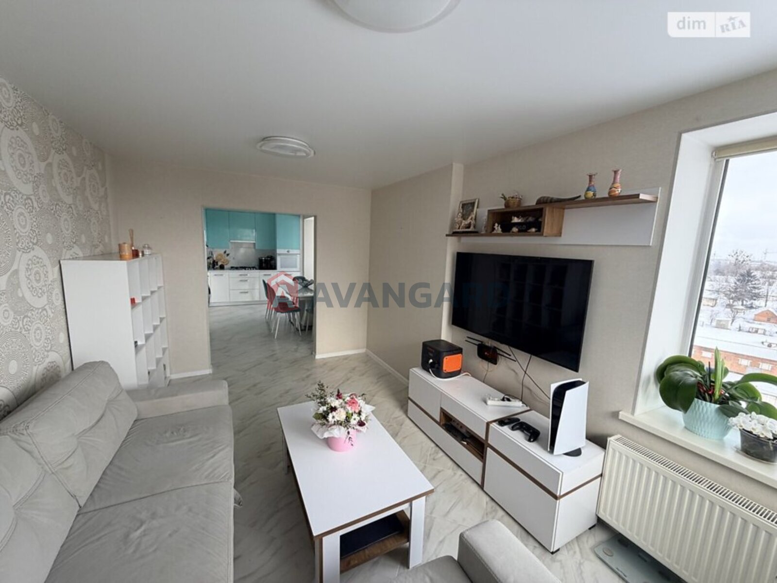 4 ��. ��������, 124/74/19 ��. �., 10/11 ������ ���� 9