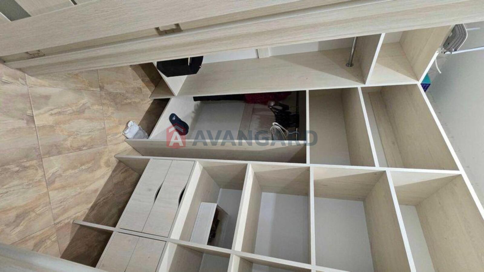 3 ��. ��������, 86/-/16 ��. �., 6/20 ������ ���� 13