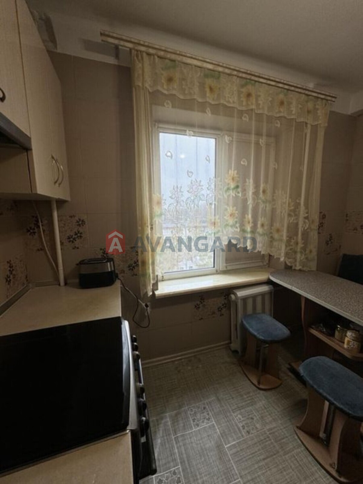 3 ����. ��������, 69/-/9 ��. �., 7/9 ���� ���� 3