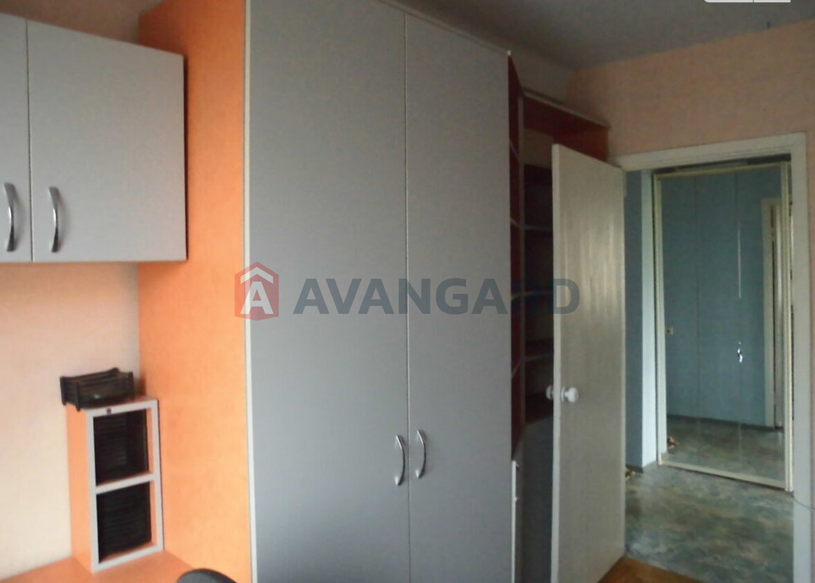 2 ��. ��������, 51/28/7 ��. �., 9/9 ������ ���� 4