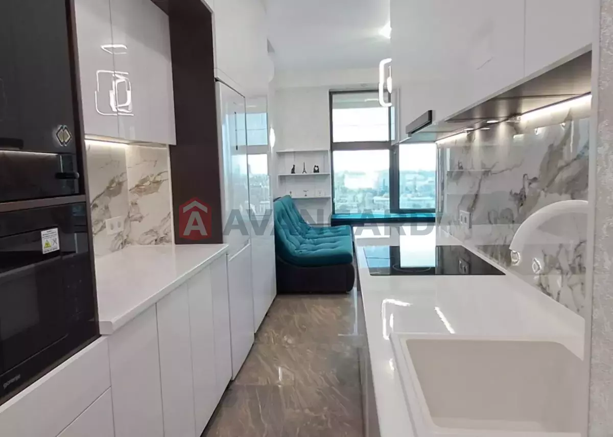 1 ����. ��������, 30/-/- ��. �., 28/32 ���� ���� 8