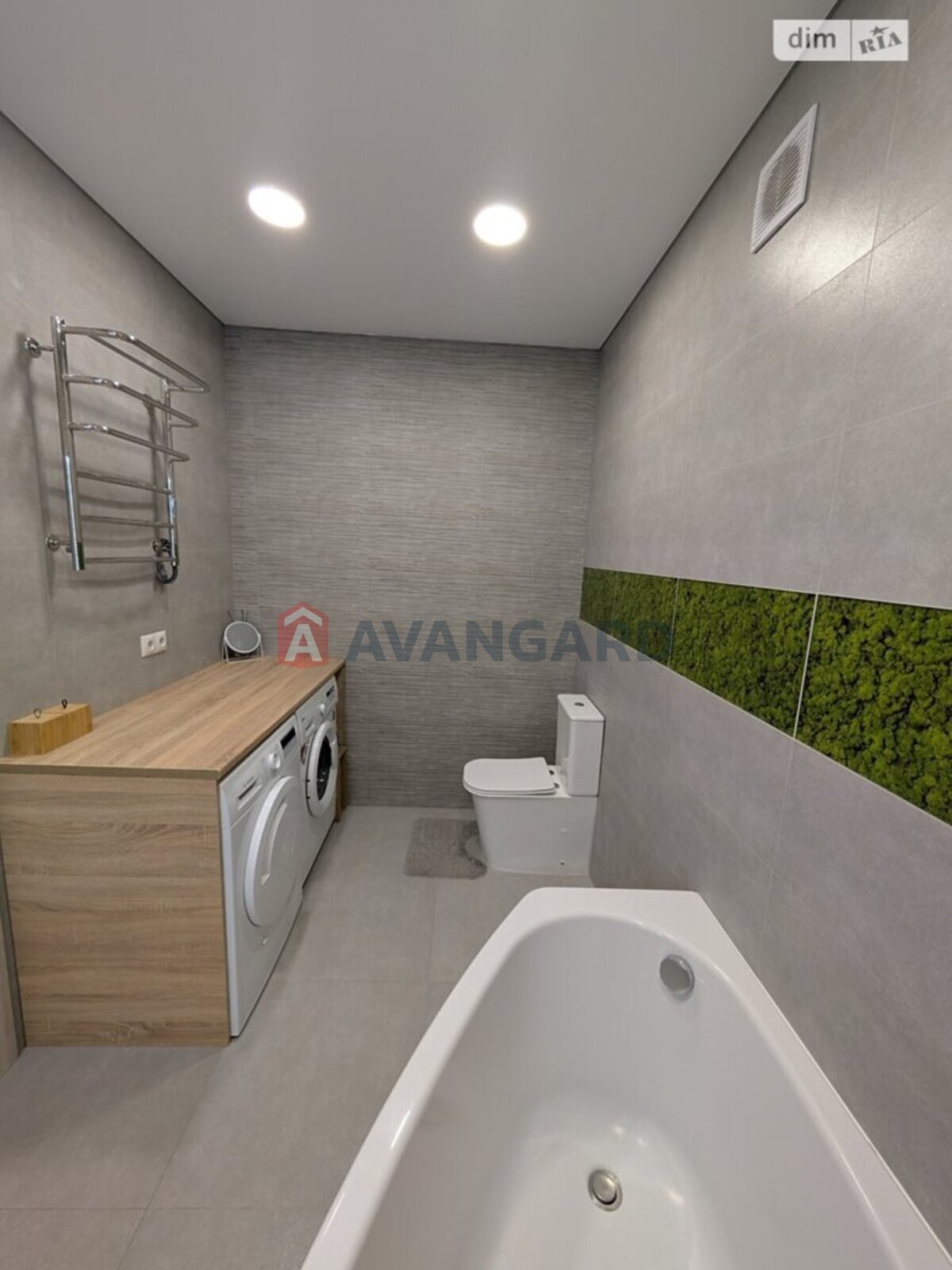 2 ��. ��������, 80/-/20 ��. �., 4/10 ������ ���� 3