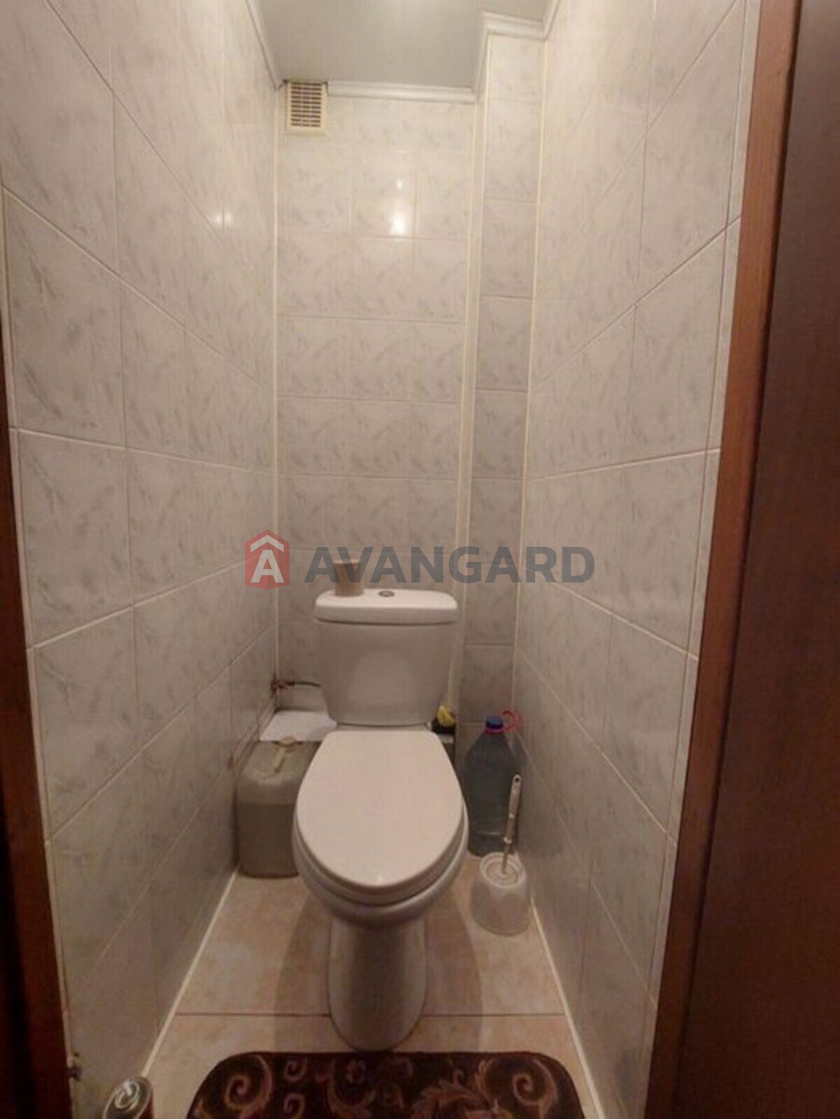 3 ��. ��������, 68/-/8 ��. �., 8/10 ������ ���� 7