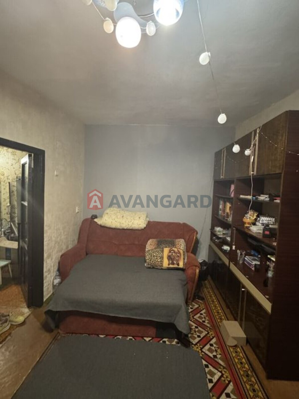 2 ��. ��������, 48/-/6 ��. �., 5/5 ������ ���� 3