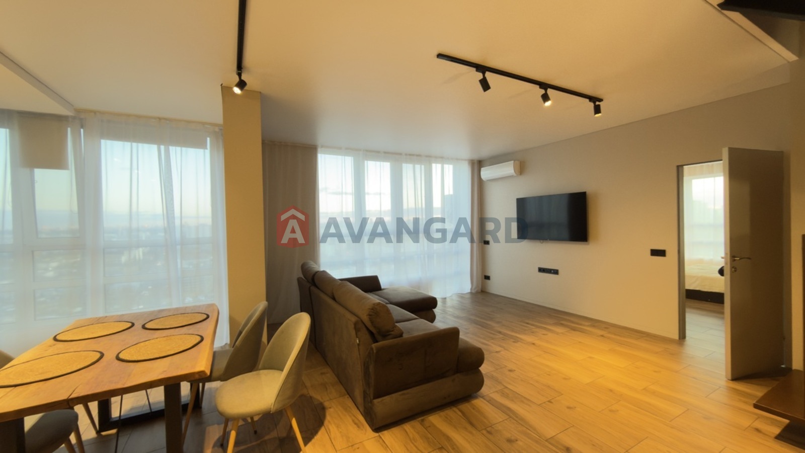 5 ��. ��������, 135/80/12 ��. �., 24/25 ������ ���� 8