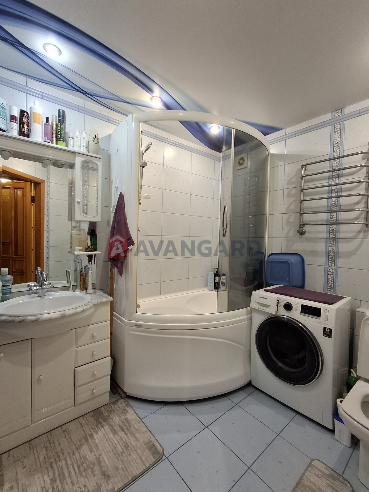 3 ����. ��������, 58/42/6 ��. �., 2/5 ���� ���� 18