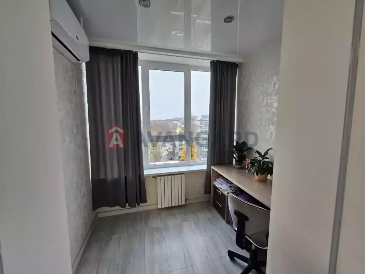 2 ��. ��������, 95/-/- ��. �., 9/11 ������ ���� 10