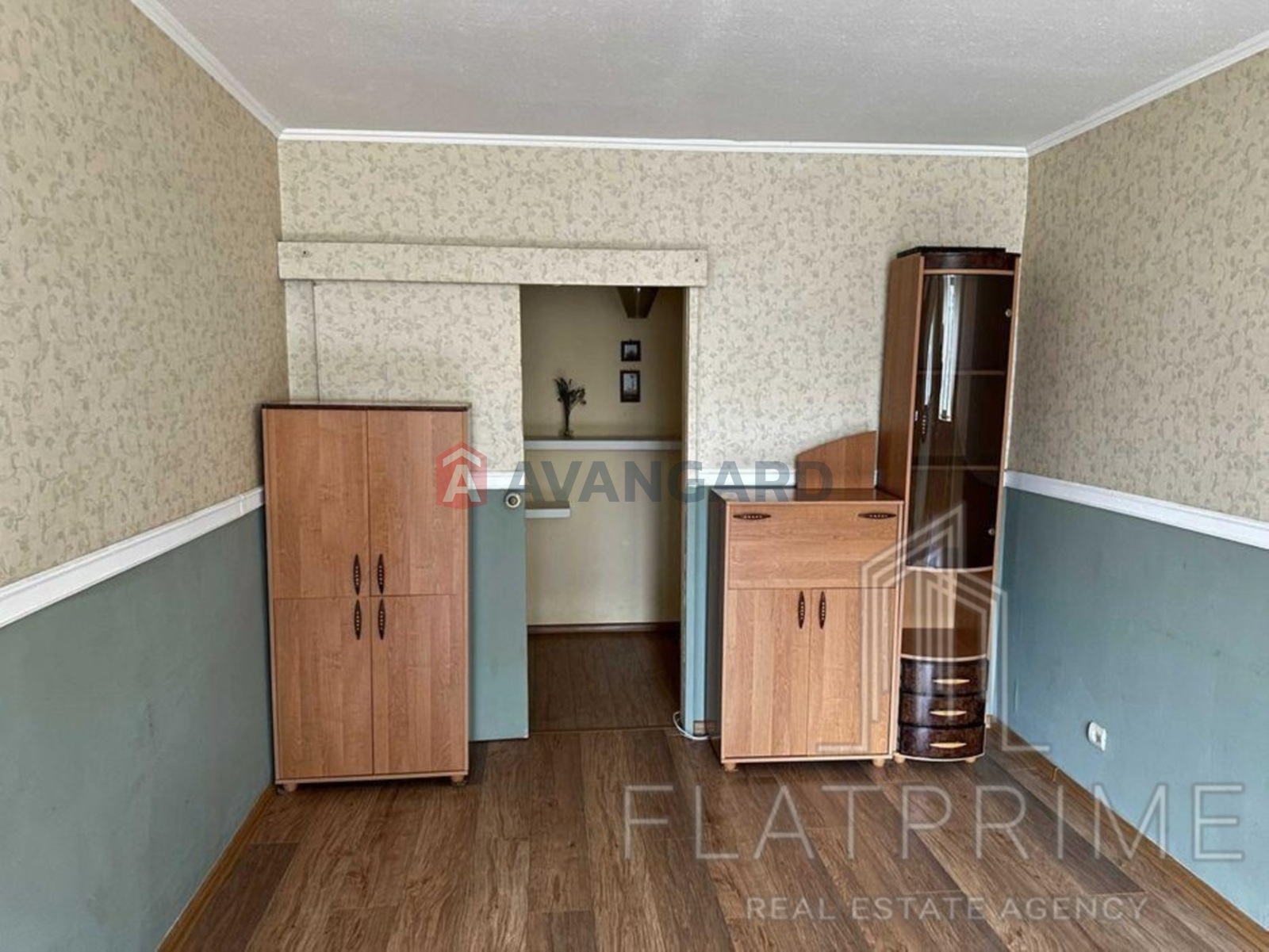 2 ��. ��������, 55/34/6 ��. �., 4/9 ������ ���� 7