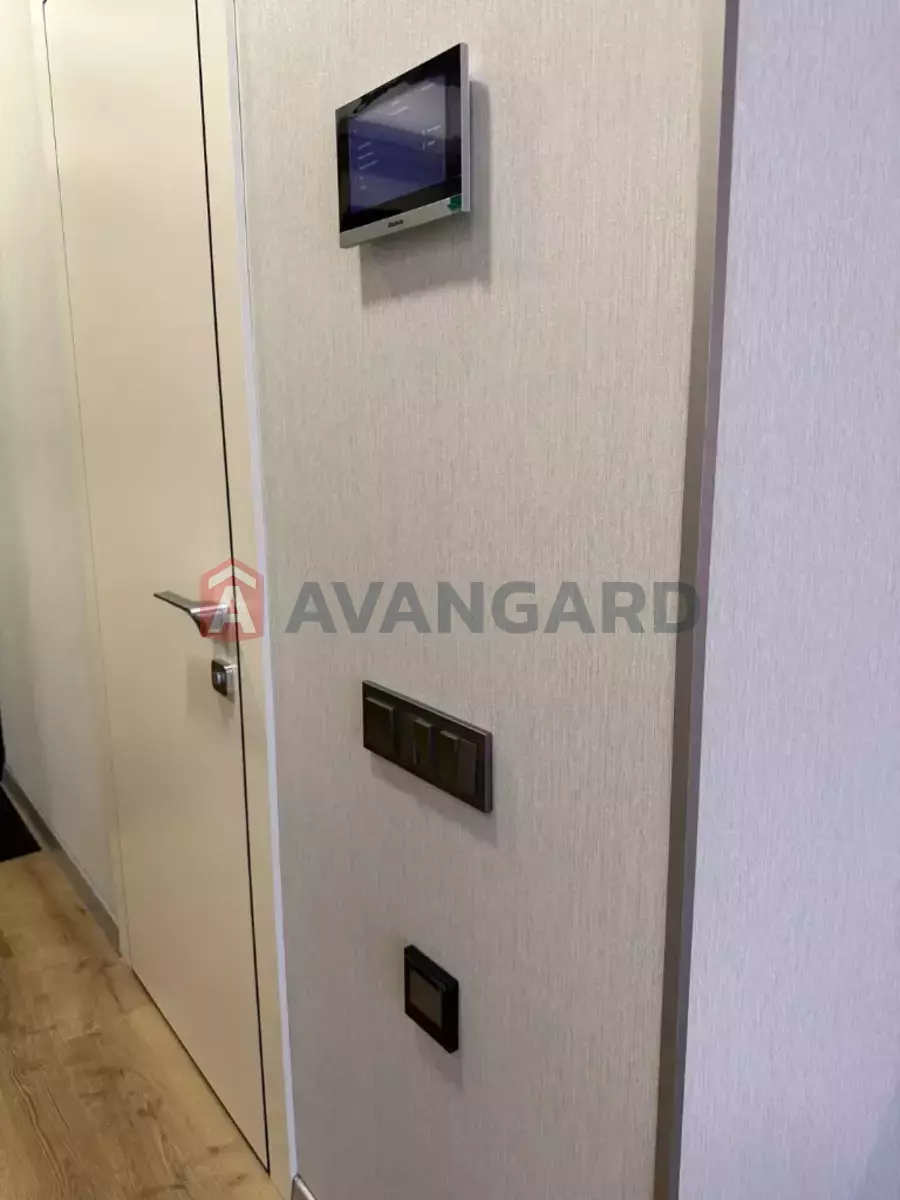 1 ����. ��������, 32/-/- ��. �., 8/24 ���� ���� 7