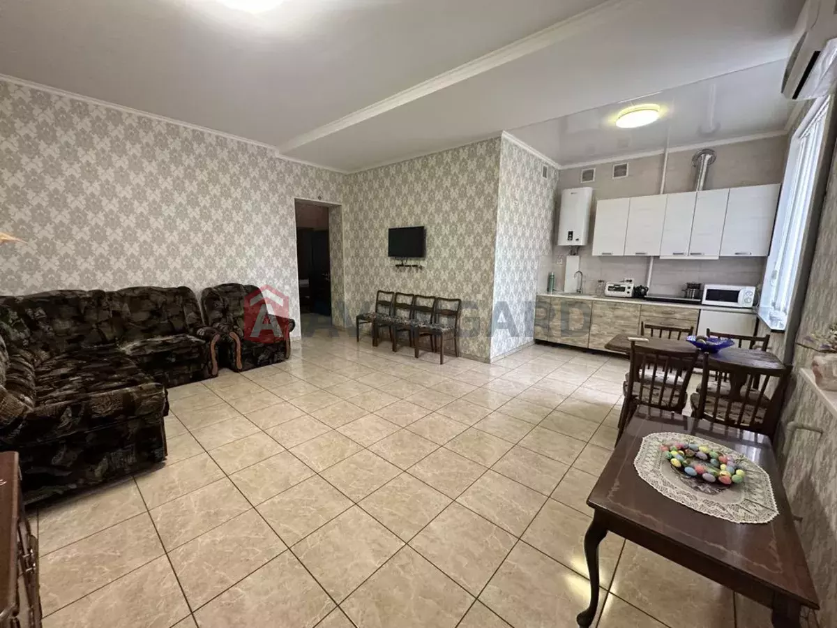 3 ����. ��������, 71/-/10 ��. �., 3/5 ���� ���� 8