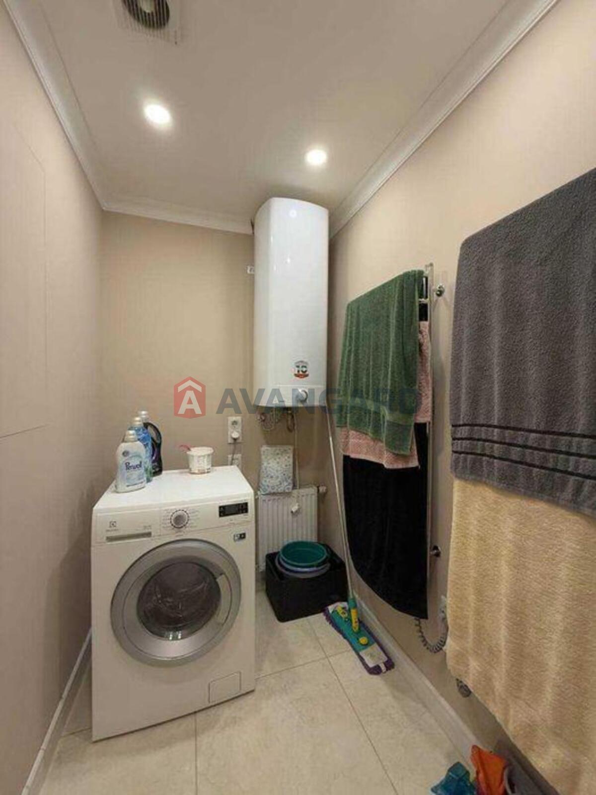 4 ��. ��������, 148/-/20 ��. �., 18/21 ������ ���� 19