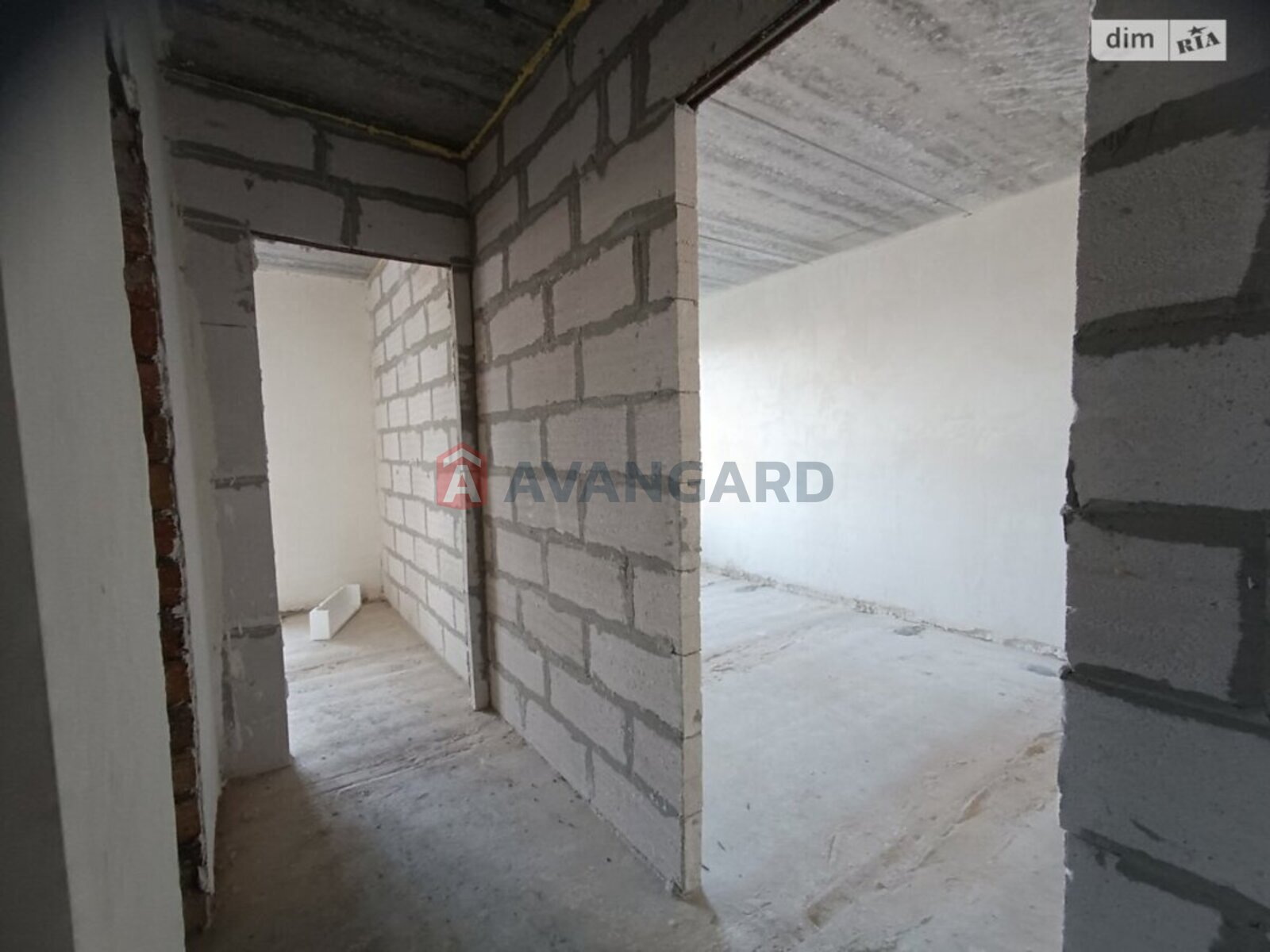 1 ��. ��������, 40/-/- ��. �., 3/9 ������ ���� 1