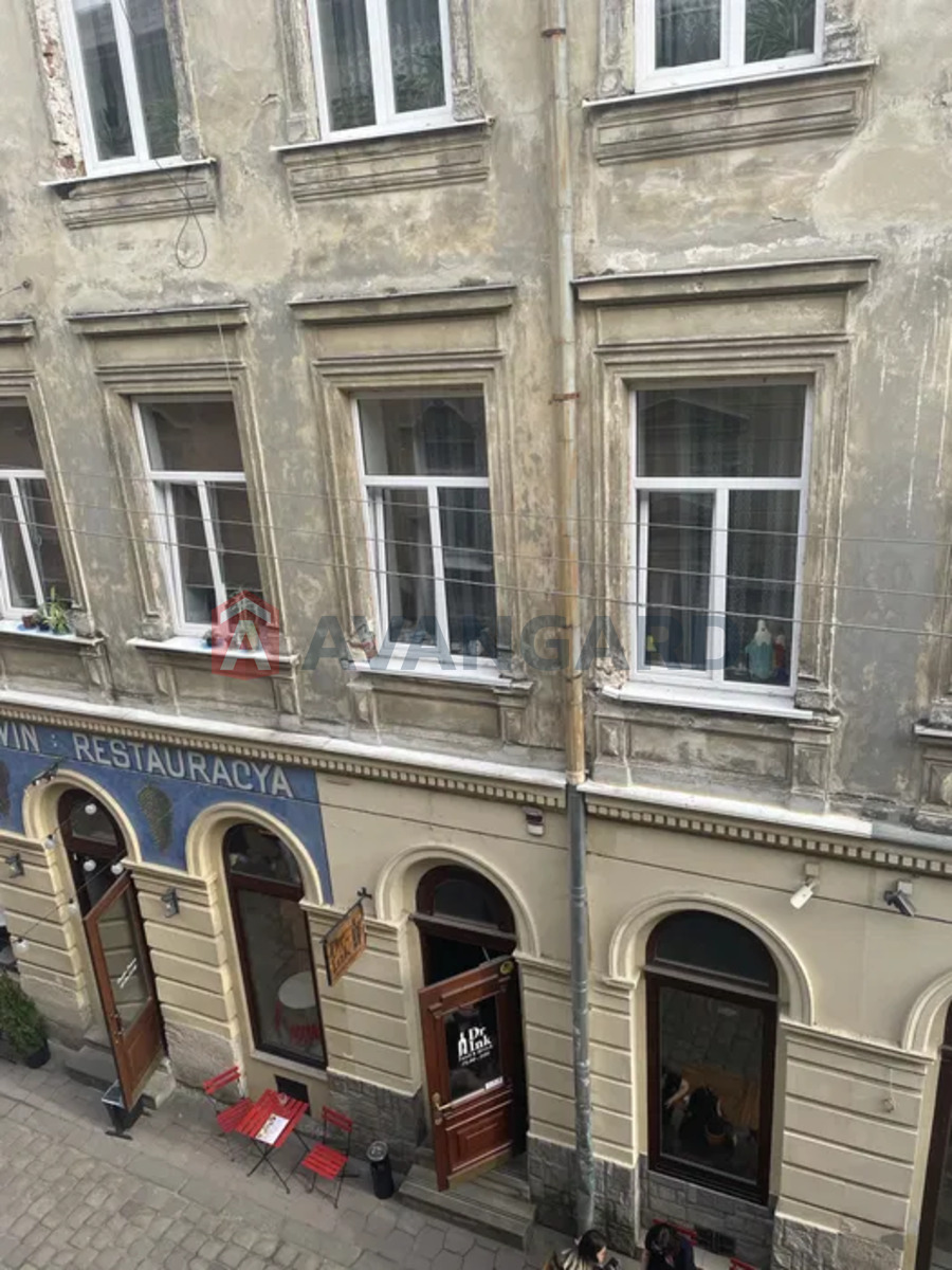 4 . , 81/-/11 . ., 3/3   14