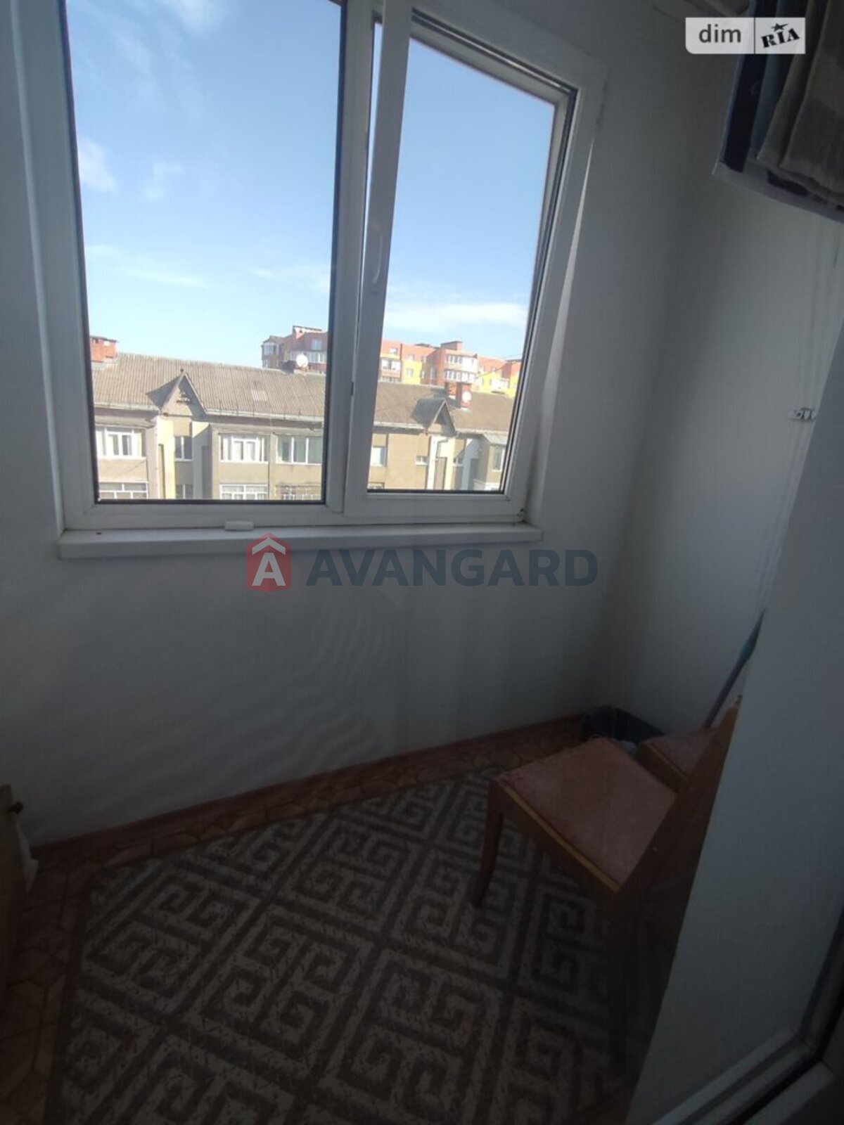 4 ��. ��������, 119/-/- ��. �., 5/5 ������ ���� 29