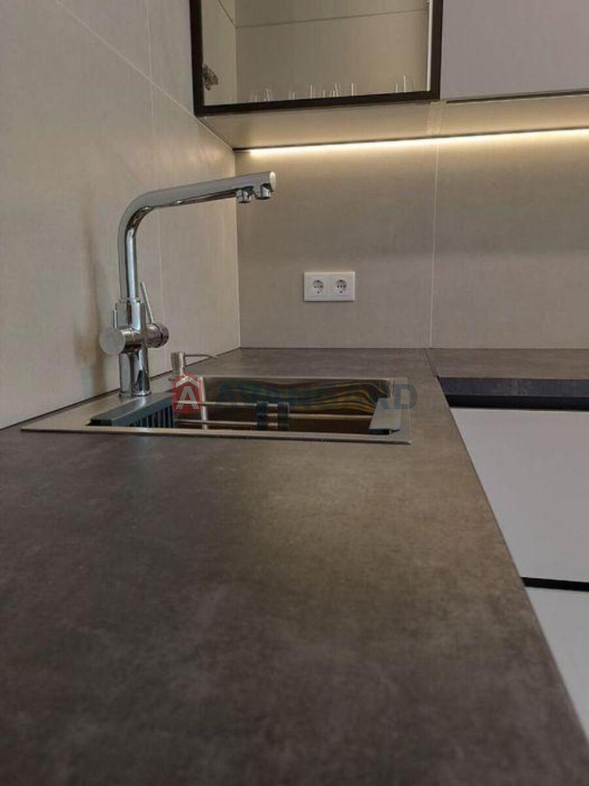 1 ��. ��������, 46/-/16 ��. �., 5/20 ������ ���� 10