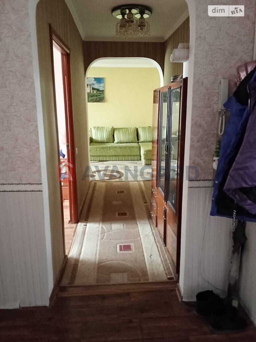 3 . , 68/42/8 . ., 7/9   19