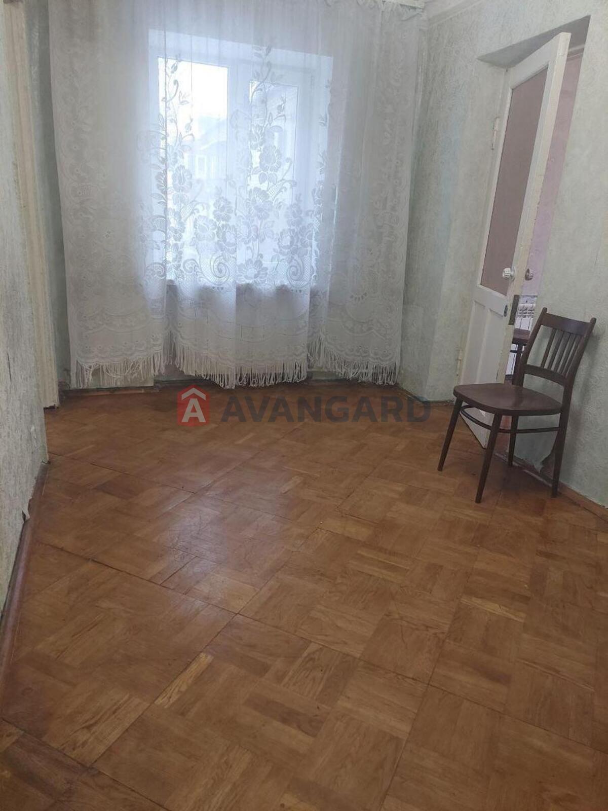 3 ��. ��������, 53/38/7 ��. �., 4/5 ������ ���� 3