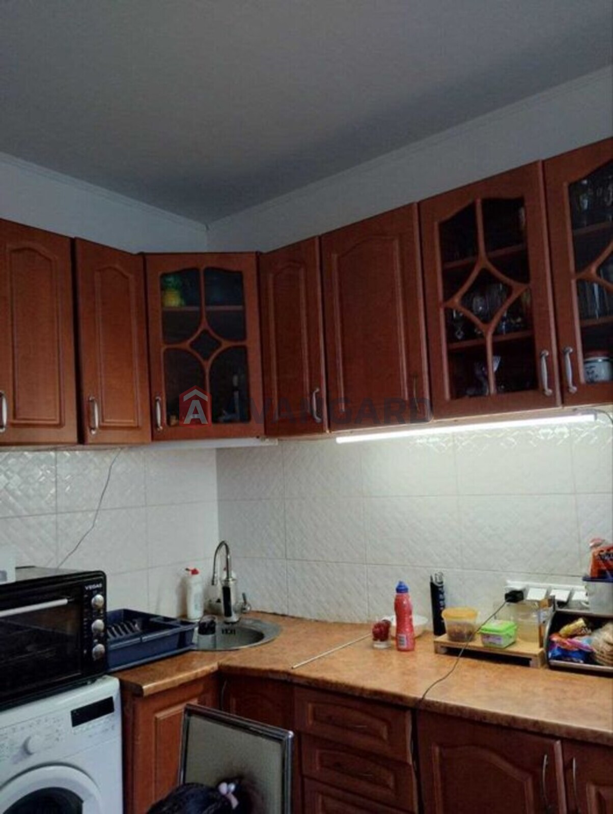 3 ��. ��������, 70/-/10 ��. �., 3/9 ������ ���� 4