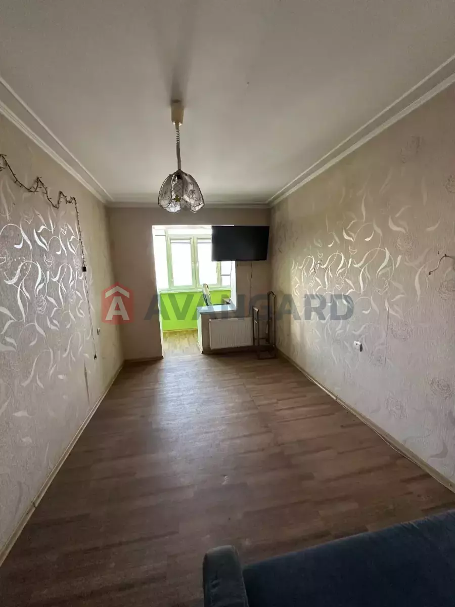 3 ��. ��������, 66/40/10 ��. �., 10/10 ������ ���� 11