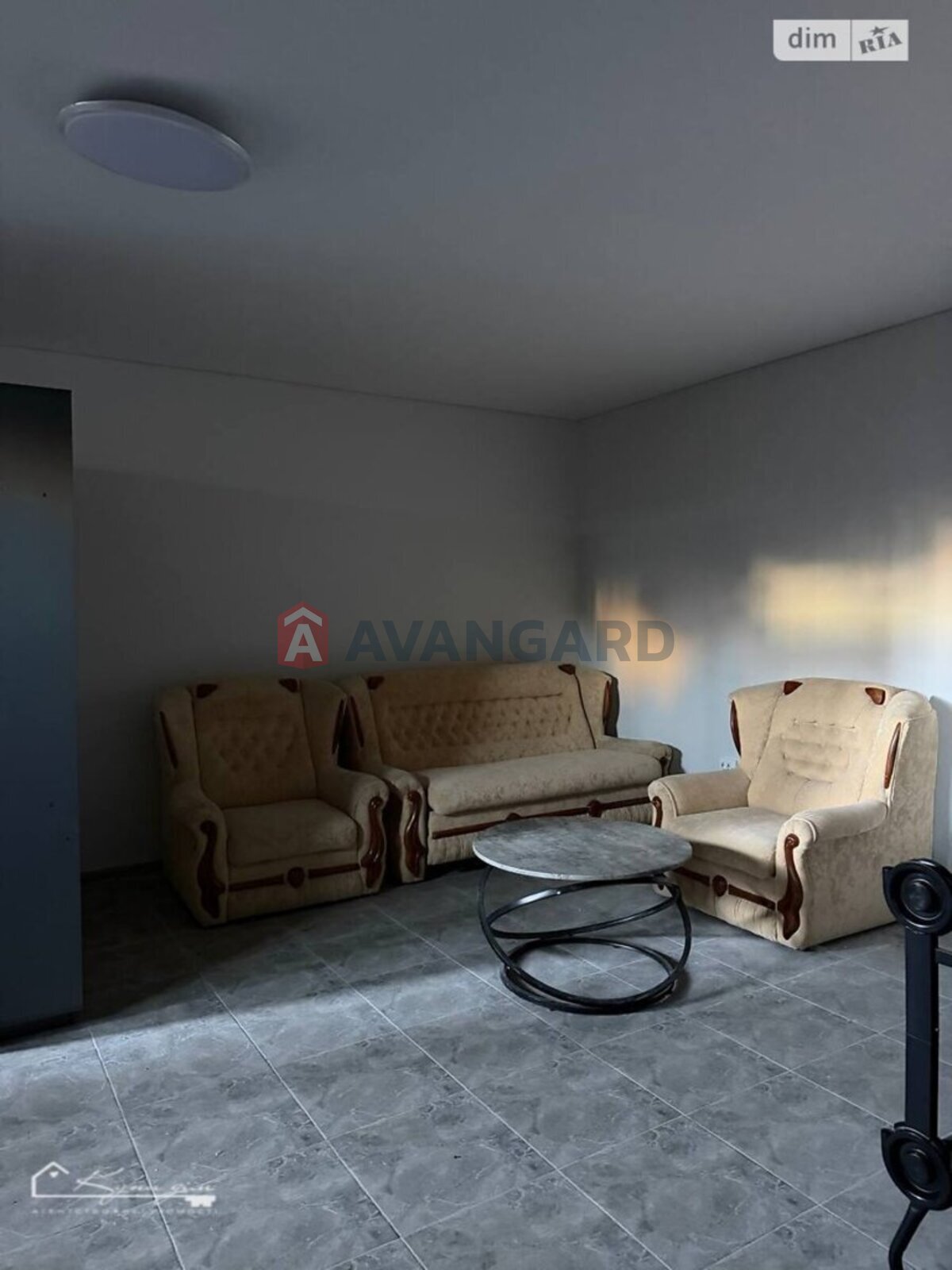 1 ��. ��������, 39/-/- ��. �., 1/10 ������ ���� 3