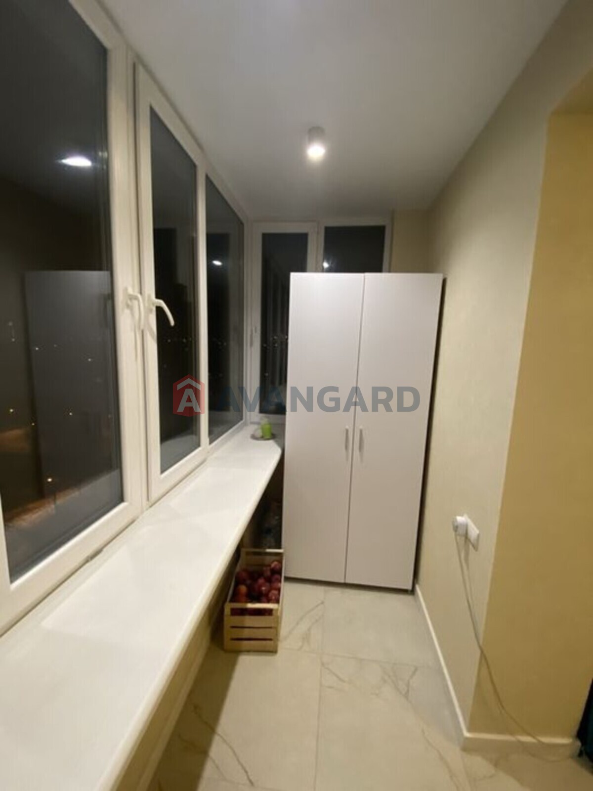 2 ����. ��������, 80/-/18 ��. �., 9/12 ���� ���� 21