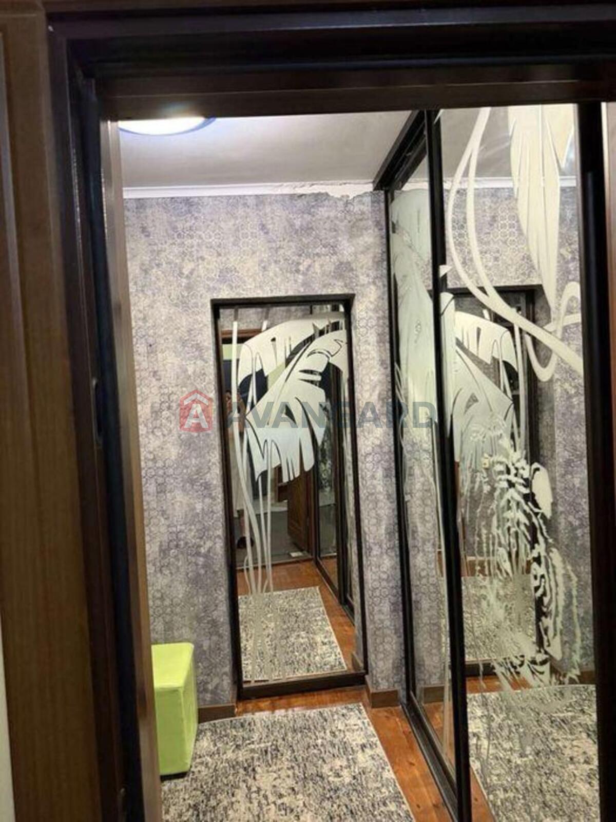 1 ����. ��������, 49/-/9 ��. �., 2/10 ���� ���� 6