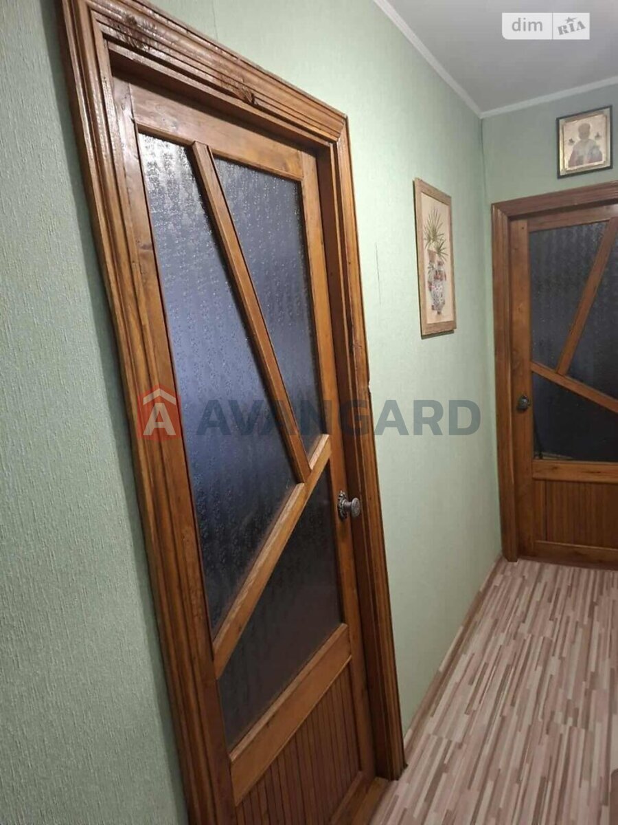 2 ��. ��������, 50/30/8 ��. �., 8/10 ������ ���� 17