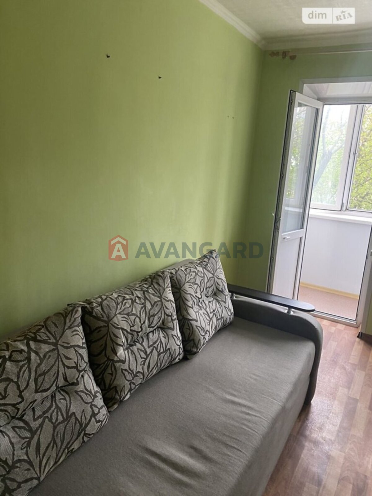 1 ��. ��������, 28/14/6 ��. �., 3/5 ������ ���� 1