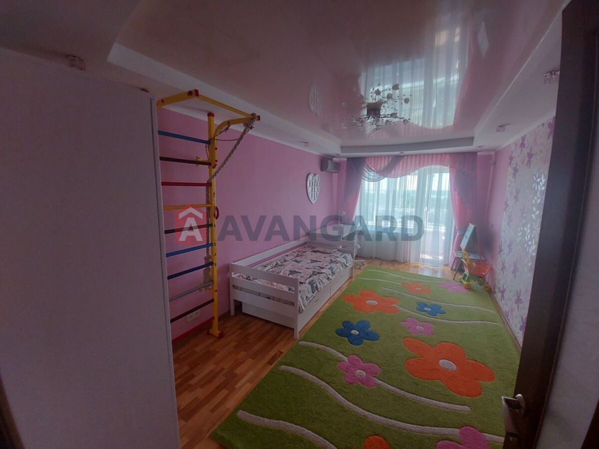 3 ��. ��������, 68/-/9 ��. �., 9/9 ������ ���� 10