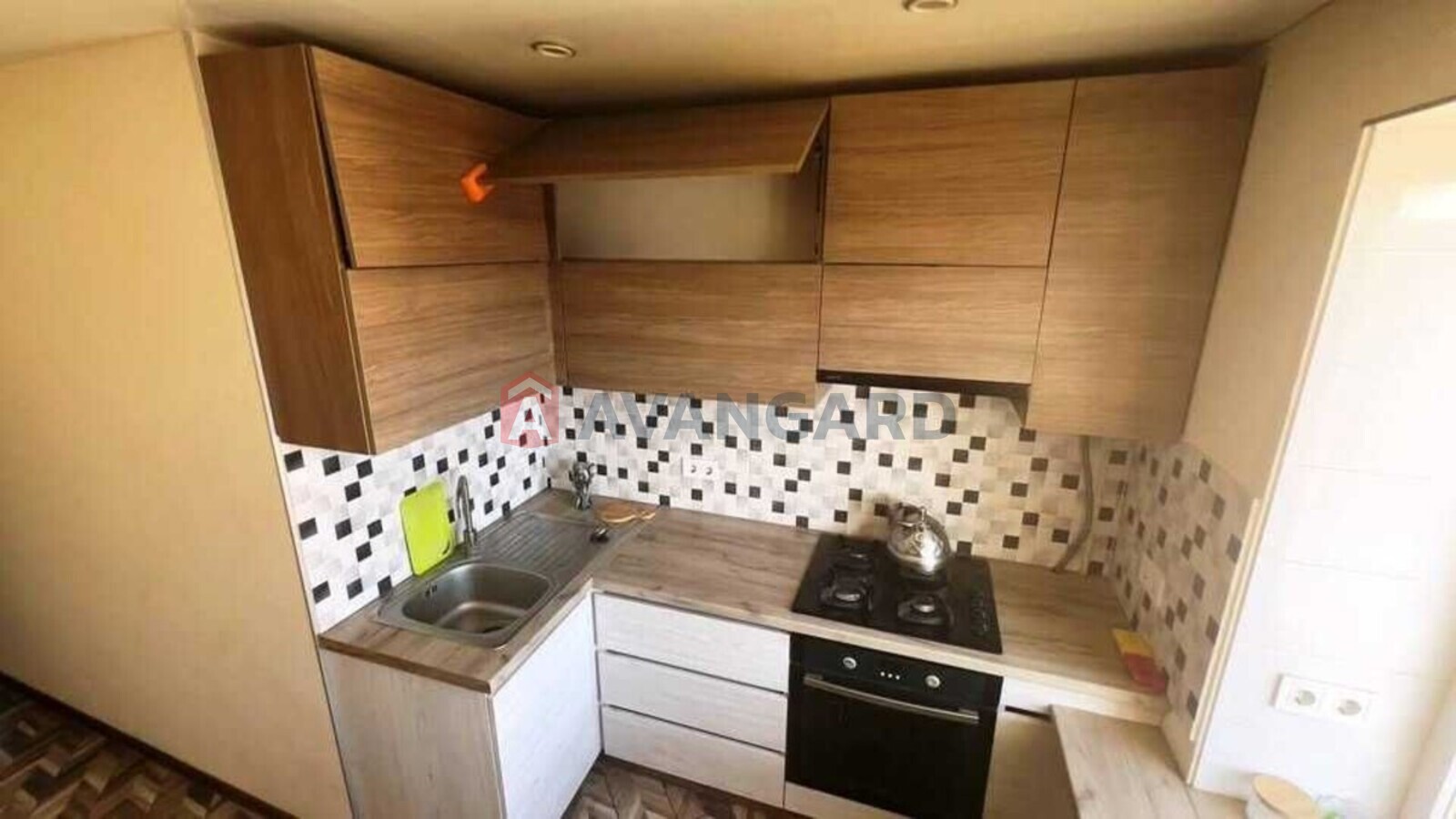 3 ��. ��������, 62/-/8 ��. �., 9/9 ������ ���� 6