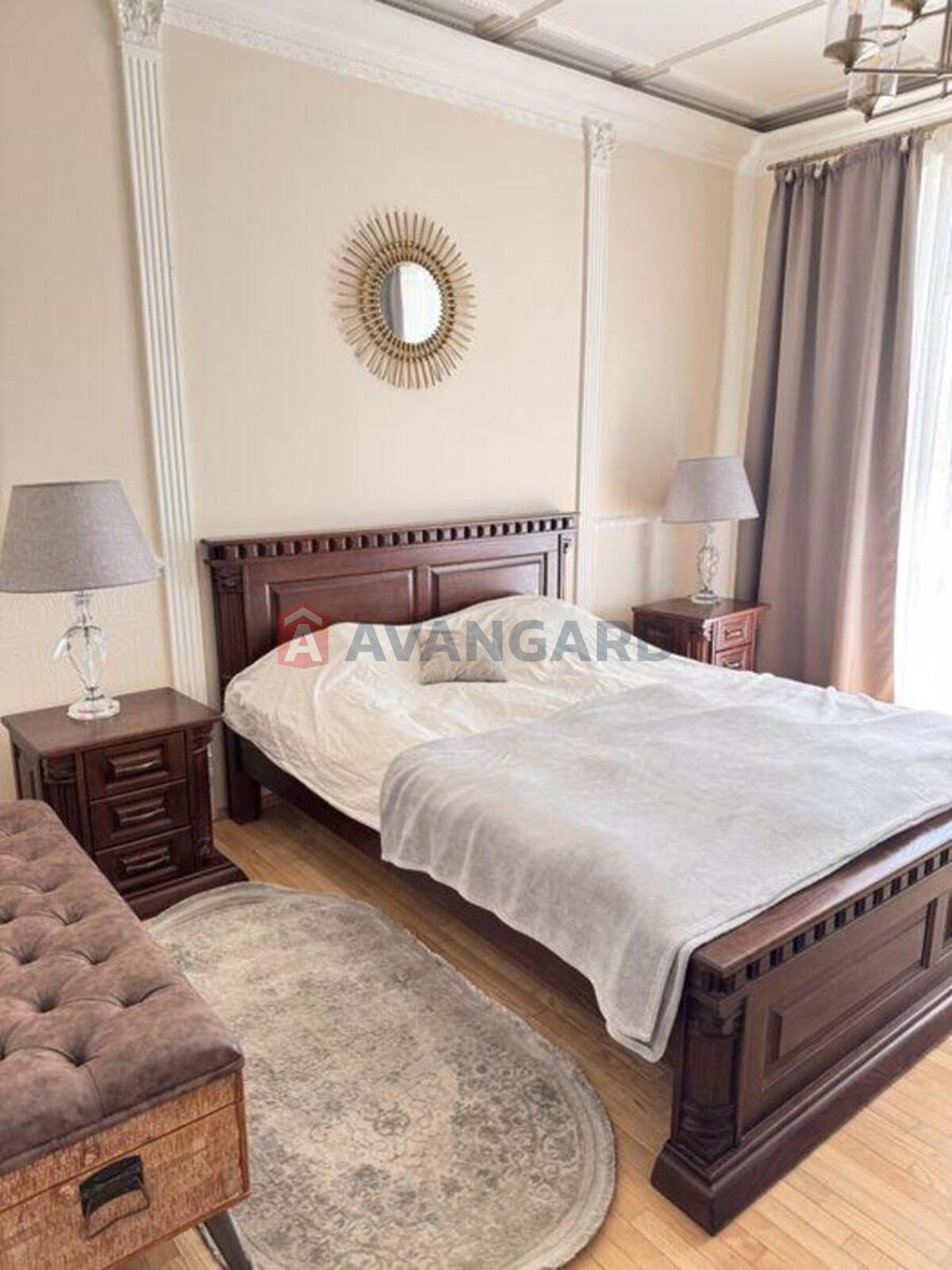 5 ��. ��������, 158/-/23 ��. �., 3/6 ������ ���� 5