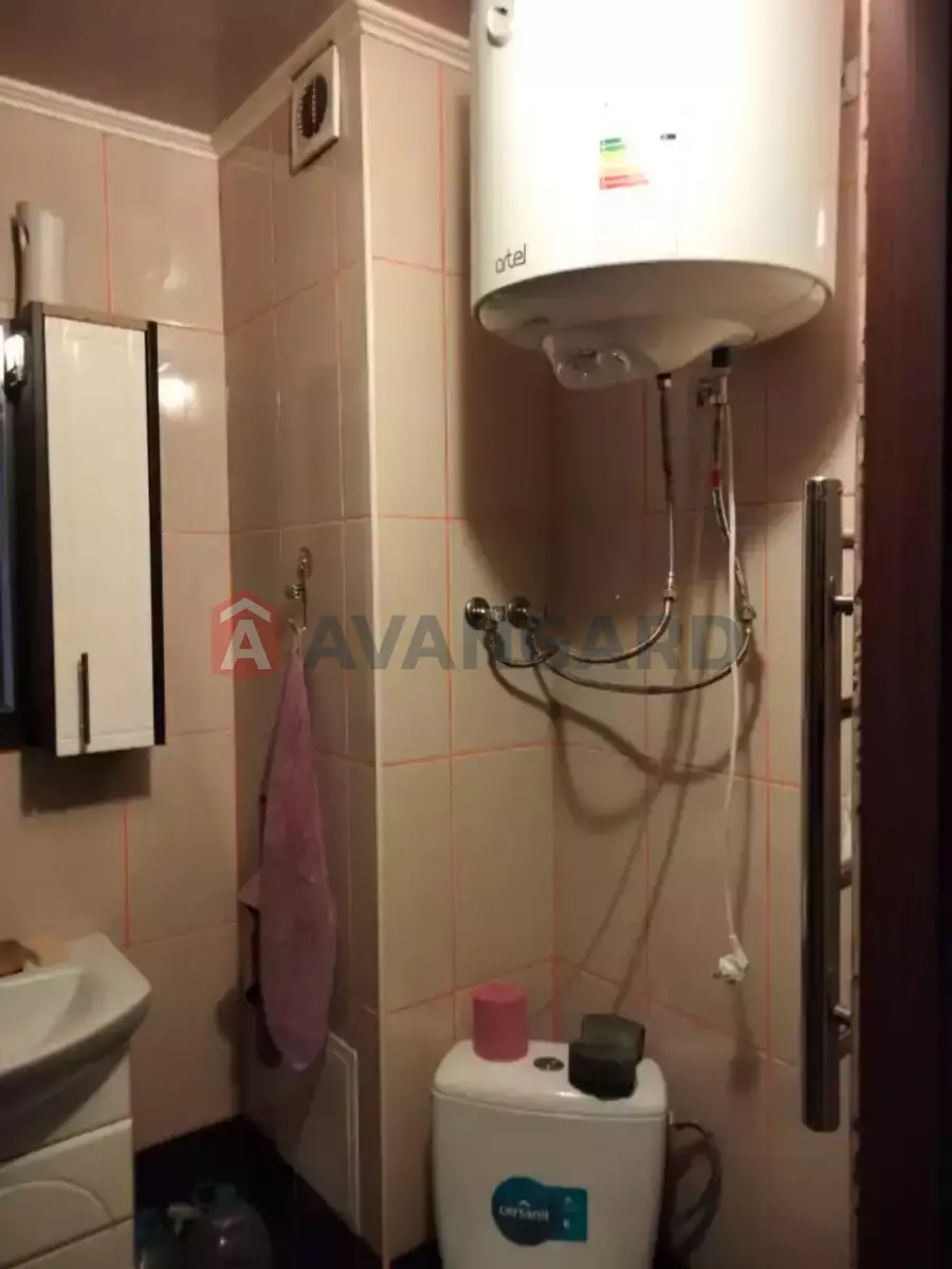 2 ��. ��������, 44/-/7 ��. �., 7/9 ������ ���� 18